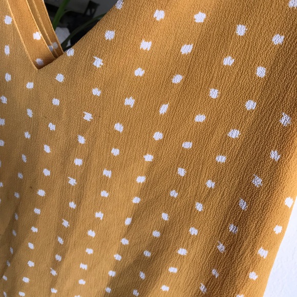Forever 21 yellow top with dots - Picture 4 of 4
